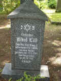 St Ingbert Friedhof 215.jpg (129173 Byte)