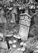 Merchingen Friedhof 211.jpg (103051 Byte)