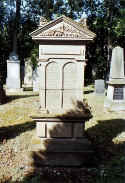 Alzey Friedhof 100.jpg (71958 Byte)